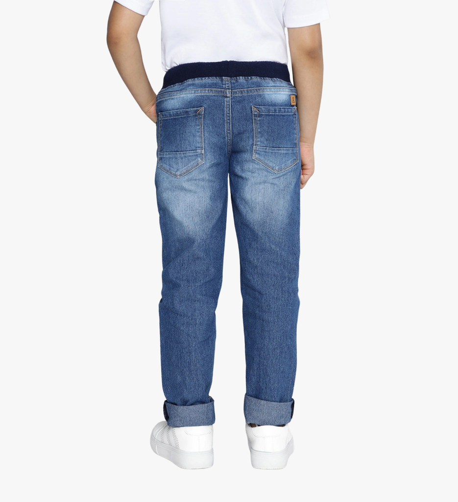 Mid-Rise Stretchable Jeans